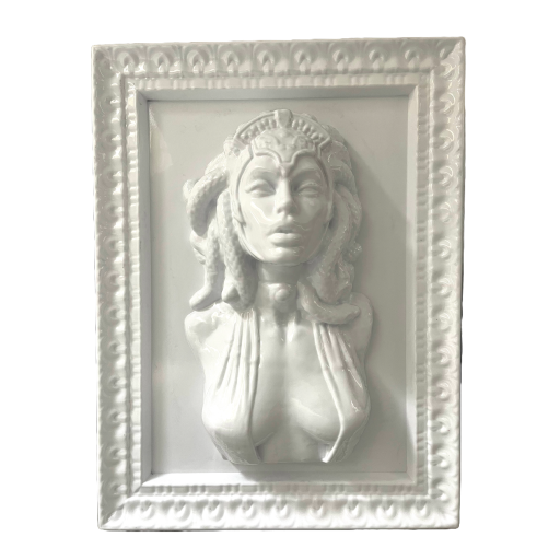Total White Medusa